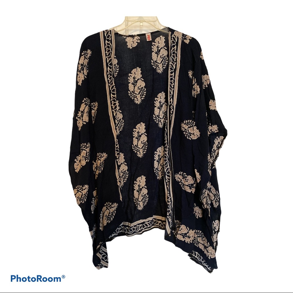 Persun Blue and White Kimono